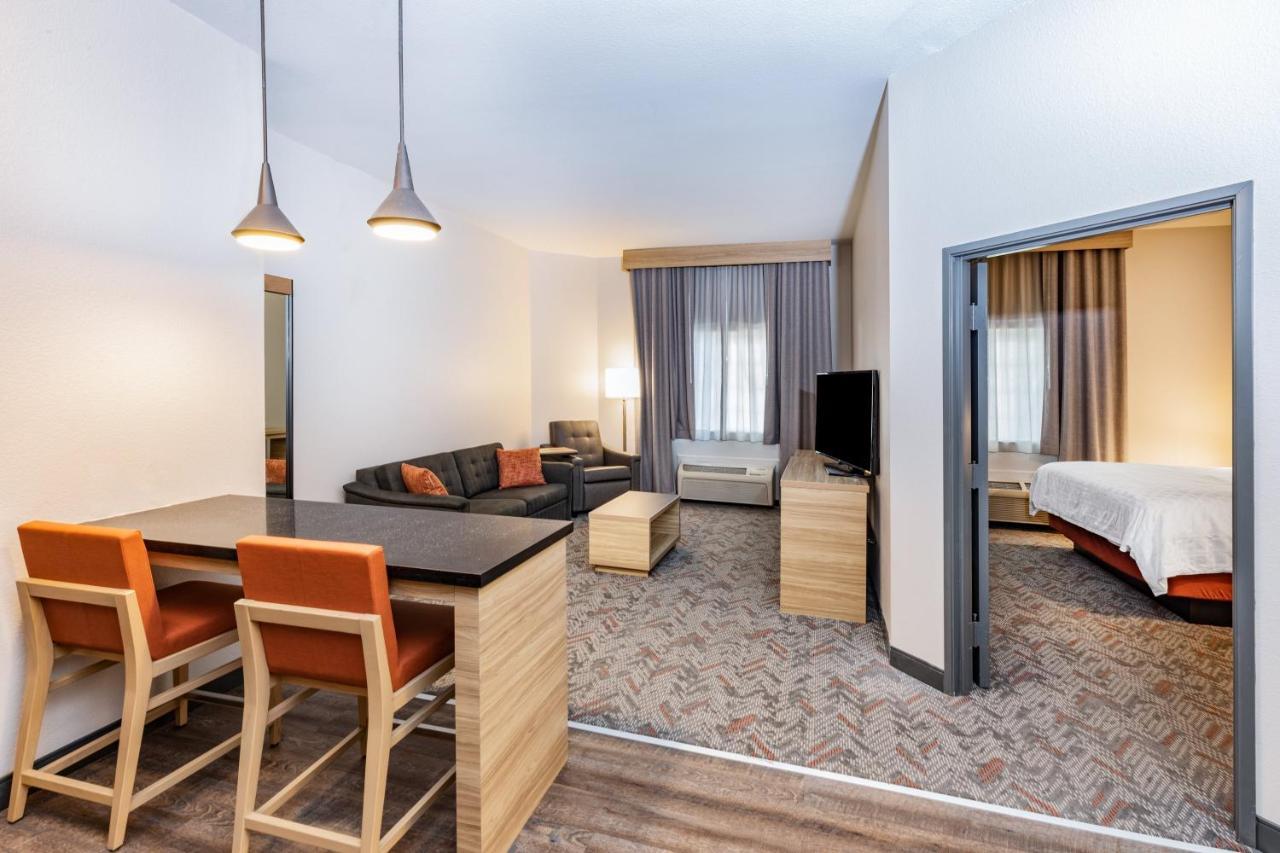 Candlewood By Ihg Hotel Mount Pleasant