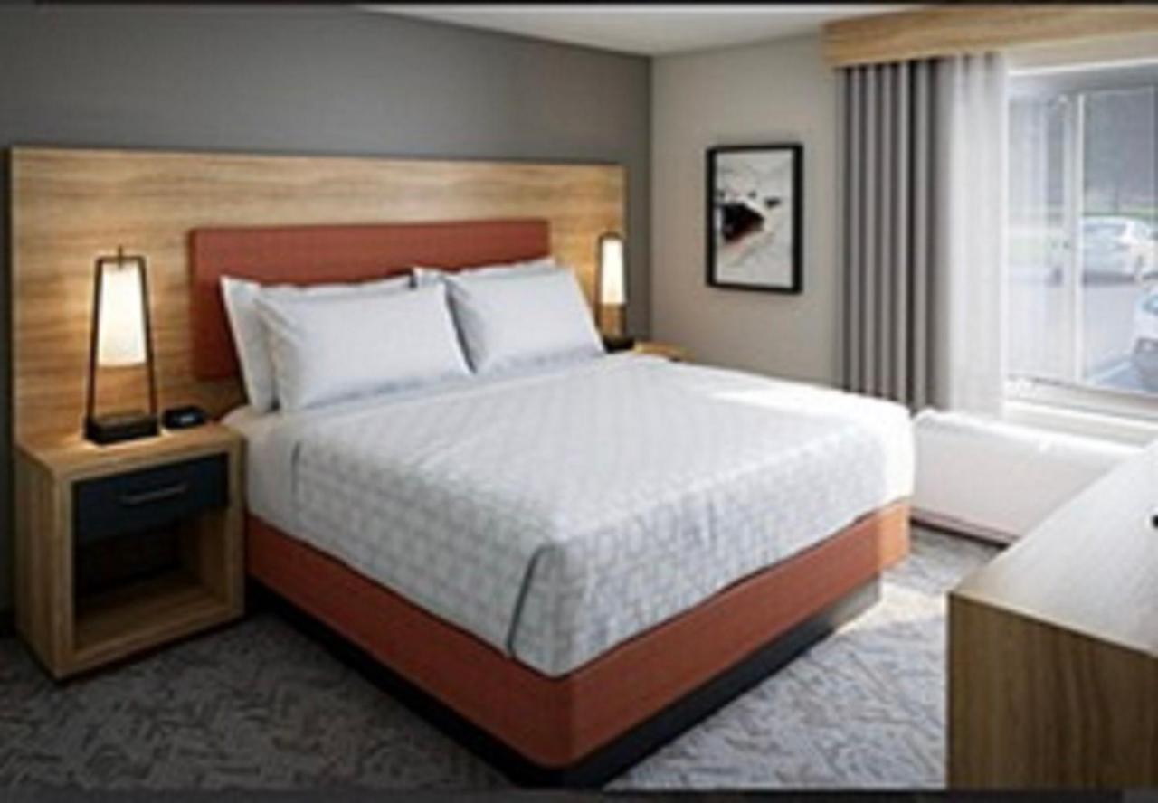Candlewood By Ihg Hotel