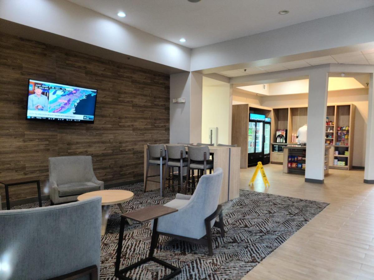 Candlewood By Ihg Hotel