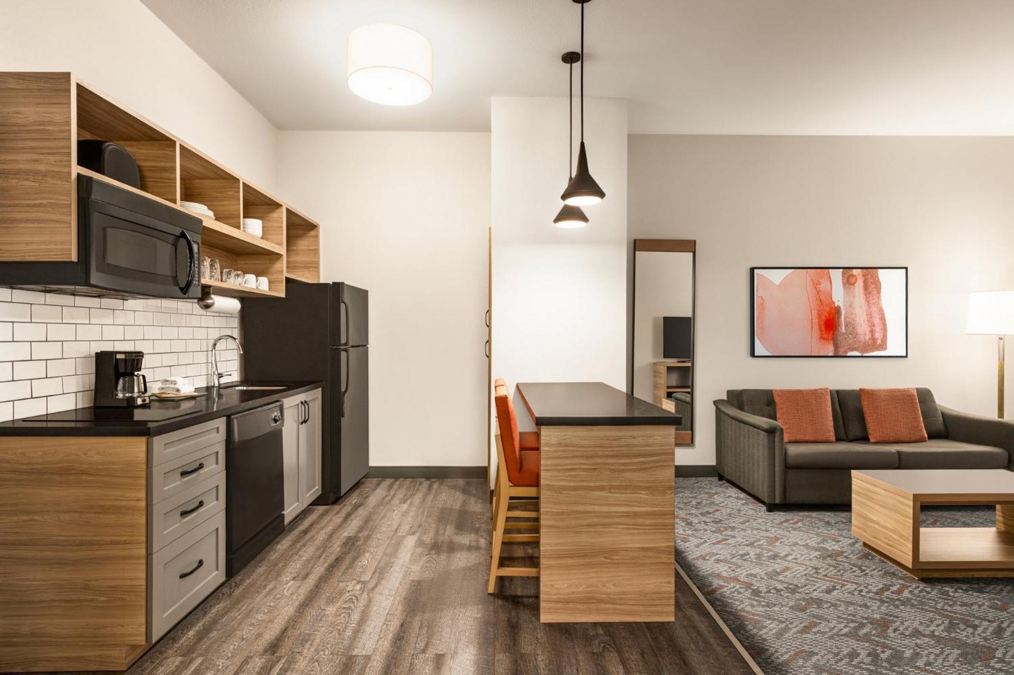 Hotel Candlewood By Ihg 3*