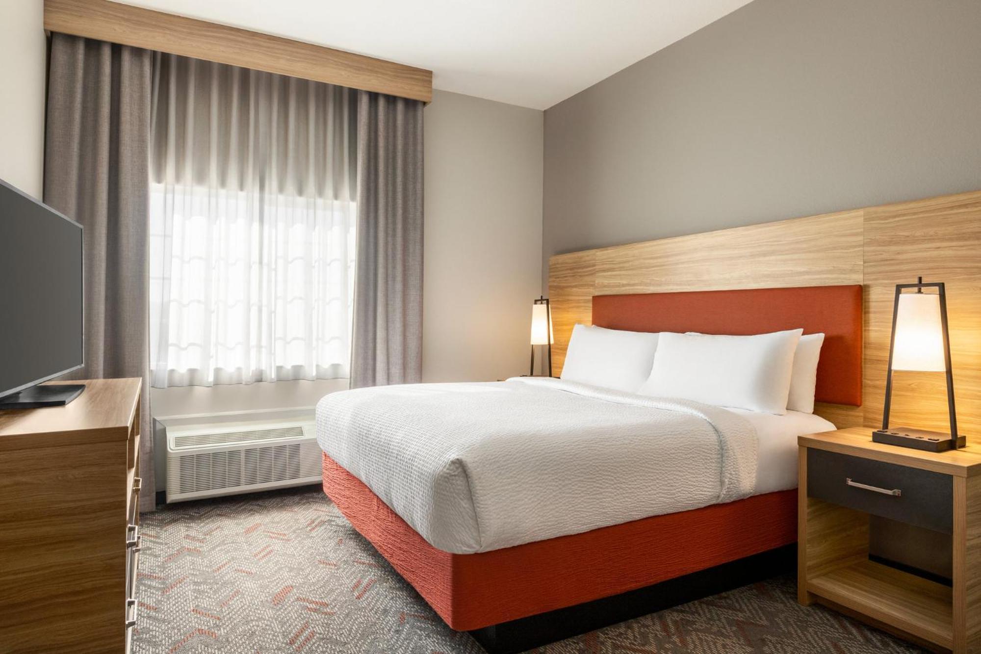 Candlewood By Ihg 3*