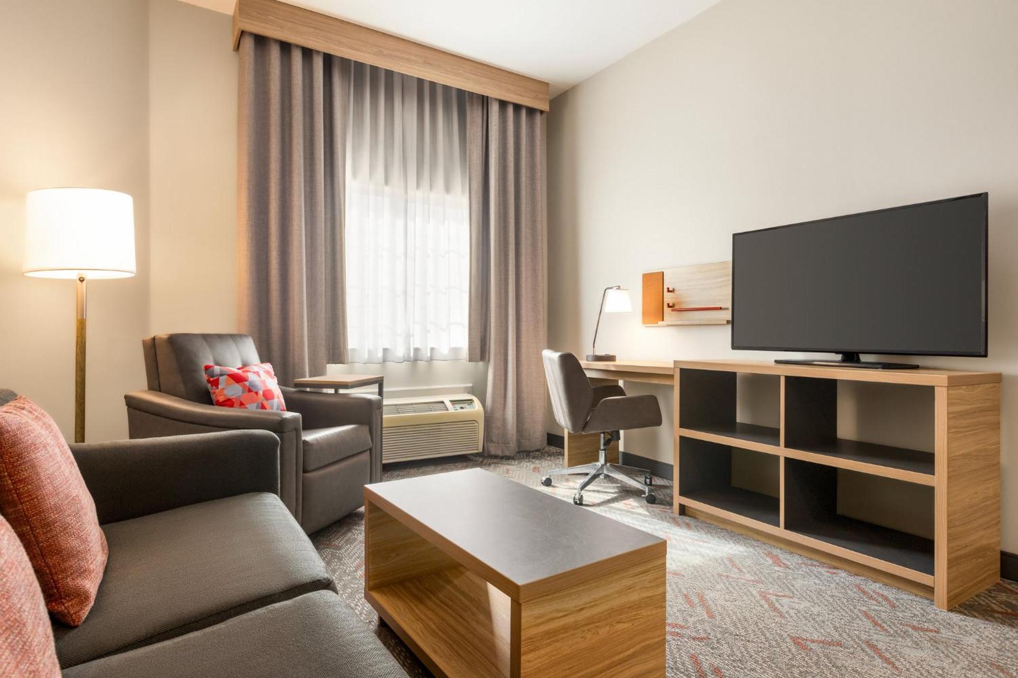 Candlewood By Ihg Hotel