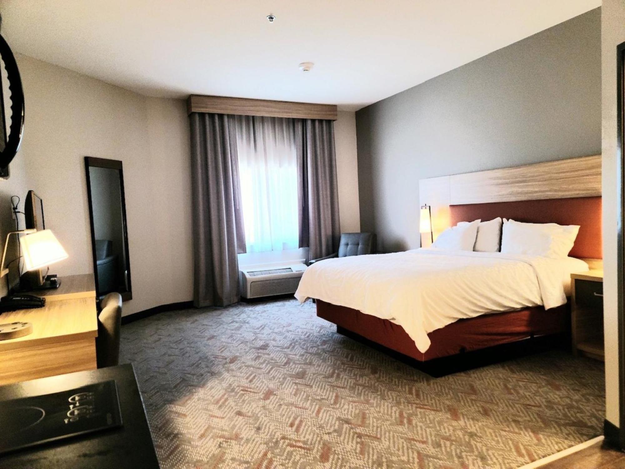 Hotel Candlewood By Ihg 3*